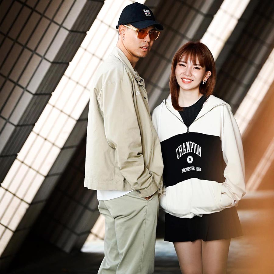 Champion “What Moves You” - Rev Online