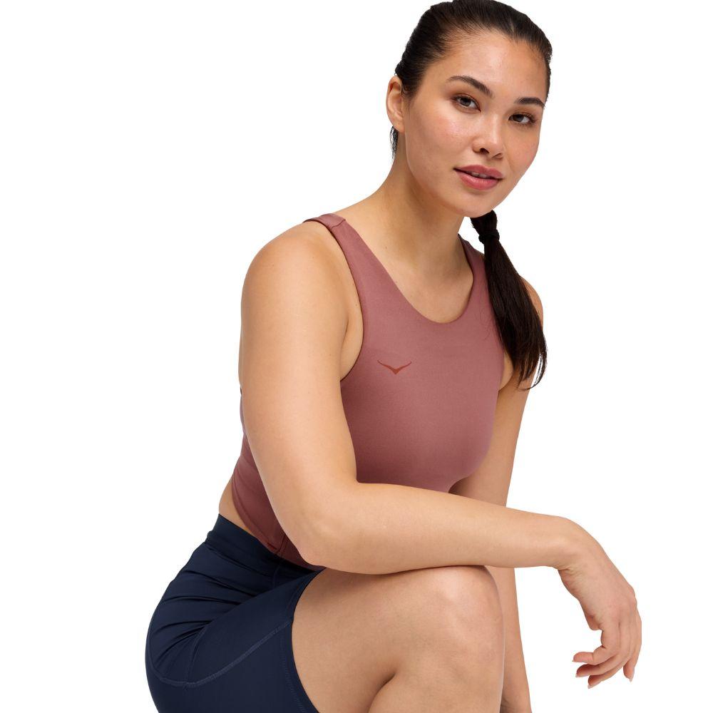 HOKA ELARO CROP BRA Women สปอร์ตบราแบบครอปผู้หญิง - Rev Online