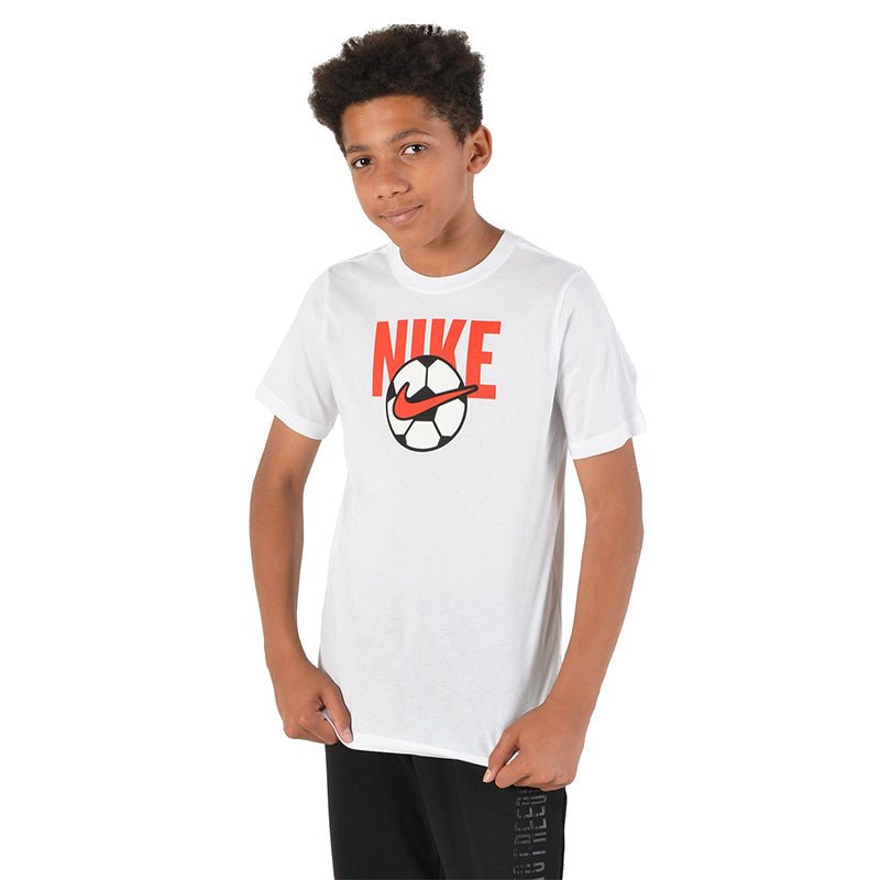 NIKE - B NSW TEE SOCCER BALL - Rev Online