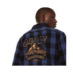 OAKLEY TERRAFORMIC LS BUTTON DOWN เสื้อเชิ้ตแขนยาวผู้ชาย - Rev Online
