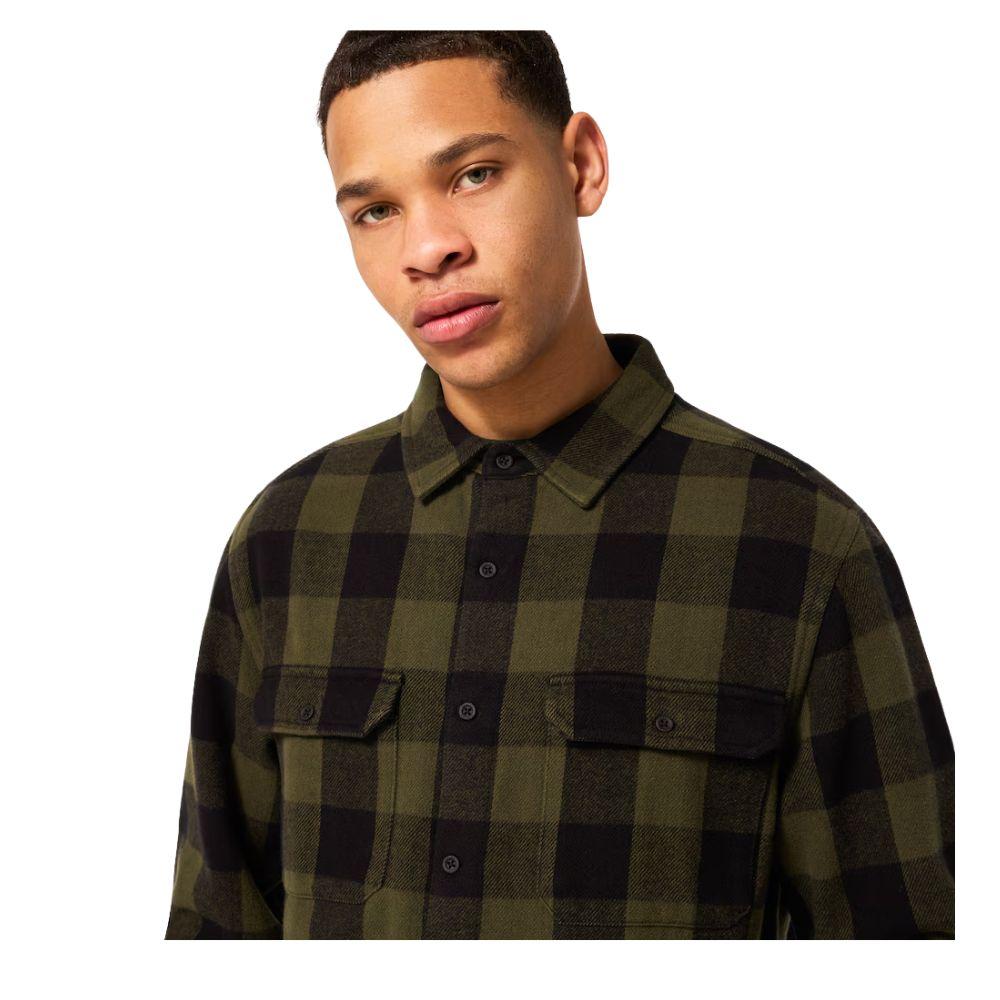 OAKLEY TERRAFORMIC LS BUTTON DOWN เสื้อเชิ้ตแขนยาวผู้ชาย - Rev Online
