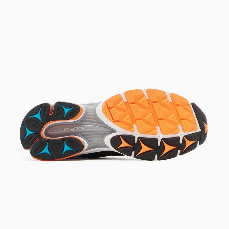 SAUCONY - PROGRID TRIUMPH 4 Unisex - Rev Online